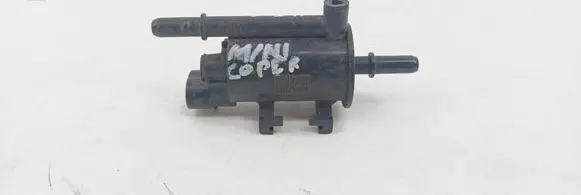 Vacuum valve