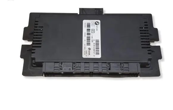 BMW 1 E81 E87 Light module LCM 9166707 532339801 0823283