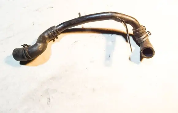 Volkswagen PASSAT B7 Engine coolant pipe/hose 03L122157K