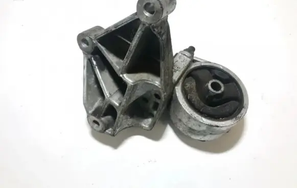 Mitsubishi Space Star Engine mount bracket 30611139 ak-7