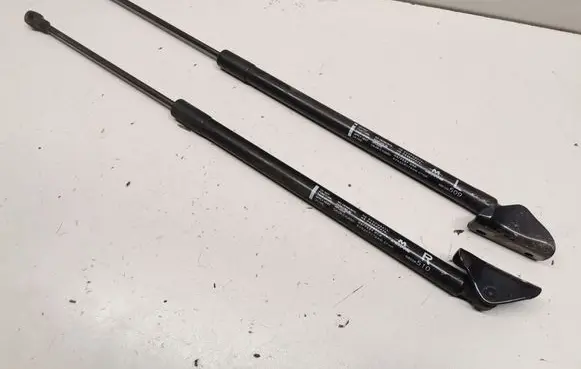 Mitsubishi Outlander Tailgate strut 5802A510 5802A509