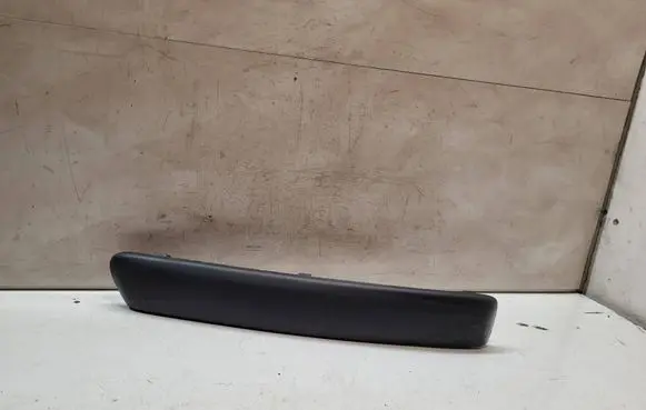 Ford Focus Front bumper splitter molding 4M5117E909AF C8L6A