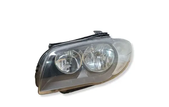 BMW 1 E82 E88 Headlight/headlamp 7249651