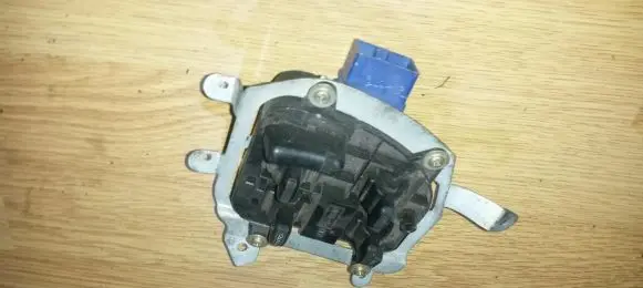 Subaru Legacy Electric window control switch