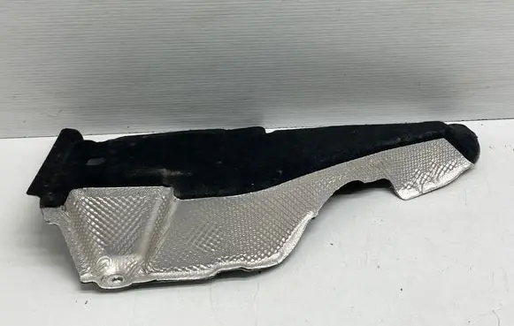 Porsche Cayenne (9Y0 9Y3) Engine splash shield/under tray 9Y0825208