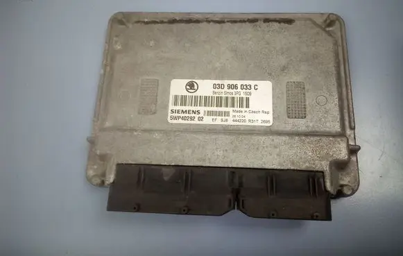 Skoda Fabia Mk1 (6Y) Engine control unit/module 03D906033C 5WP4029202