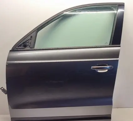 Audi Q3 8U Front door 8U0831051C