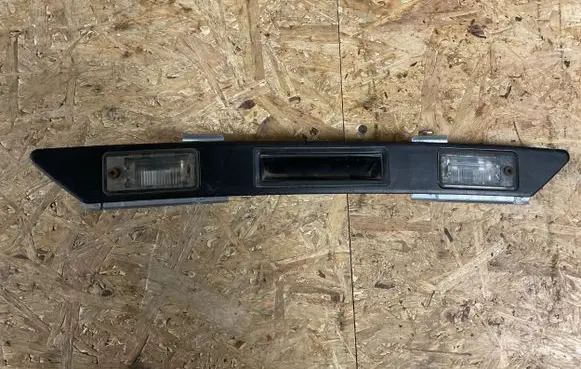 Audi A8 S8 D3 4E Number plate light 8E0807430B 270210