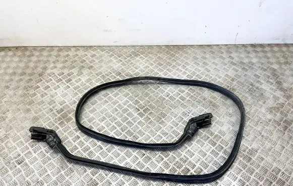 Mercedes-Benz SL R231 Trunk rubber seal (body) 2317500098 A2317500098