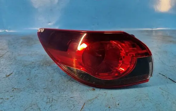 Mazda 6 Boot/trunk interior light GHK151160B