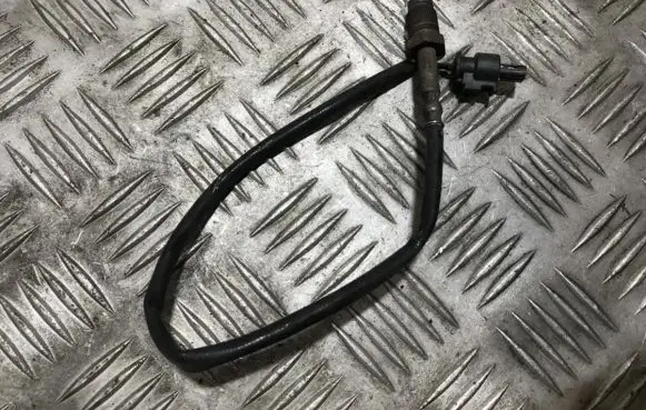 BMW 5 GT F07 Exhaust gas temperature sensor 7805606 2656001900