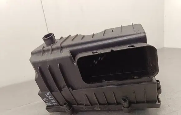 Audi A3 S3 8V Air filter box 5Q0129607AA