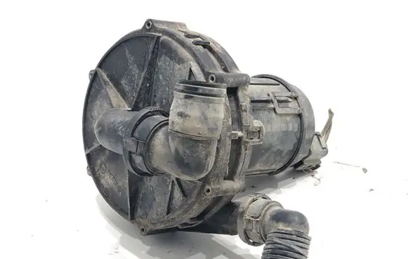 Audi A6 S6 C5 4B Secondary air pump 