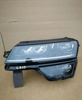 Skoda Karoq Headlight/headlamp