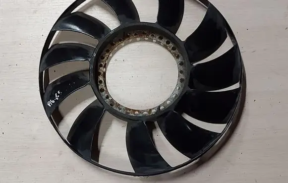 Audi A6 Allroad C5 Fan impeller 059121301