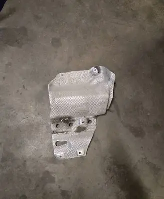 Audi Q5 SQ5 Exhaust heat shield 8R0804172D