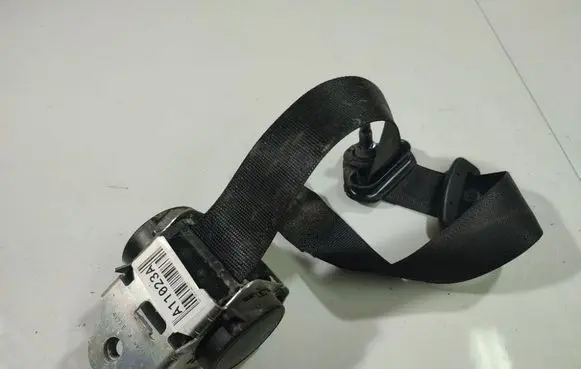 Opel Corsa D Front seatbelt 