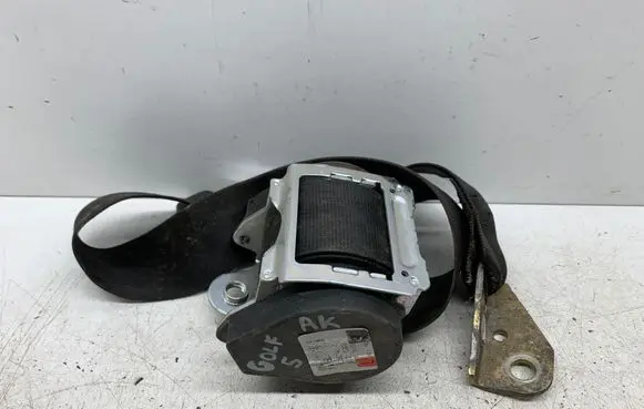 Volkswagen Golf V Rear seatbelt 040534 1K5857805D