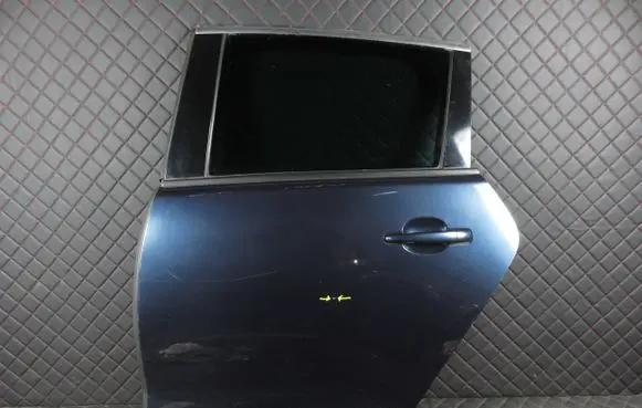 Peugeot 3008 I Rear door 