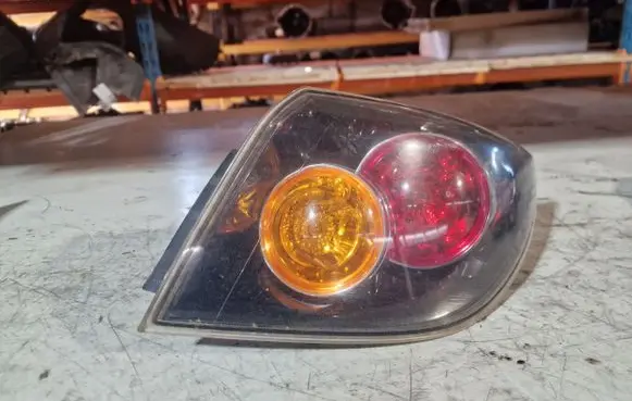 Mazda 3 I Rear/tail lights