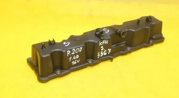 Peugeot 207 Rocker cam cover 