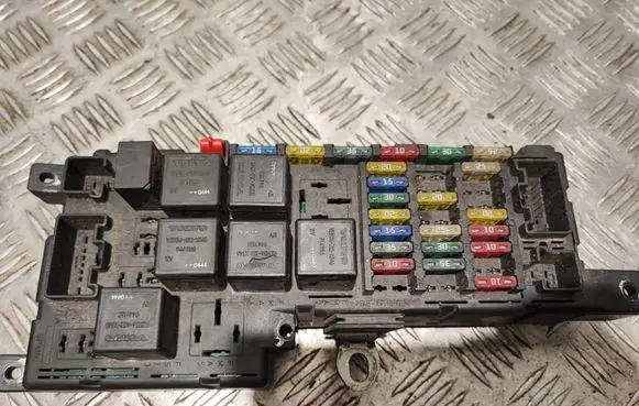 Volvo S60 Fuse box set 30728008