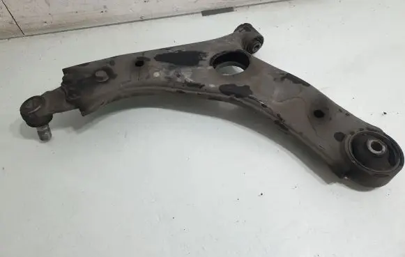 Hyundai Santa Fe Front lower control arm/wishbone 54501S1050