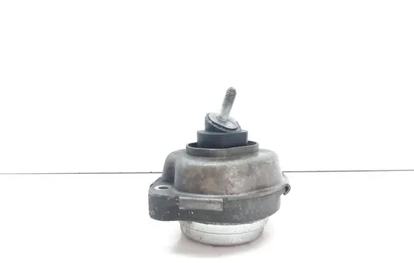 BMW X3 E83 Engine mount bracket 3400341 22113400341