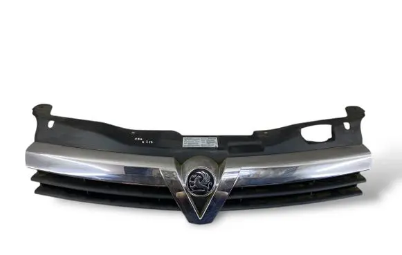 Opel Astra H Front bumper upper radiator grill 95653704 13241964 13241970