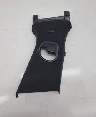 Jaguar F-Pace (B) pillar trim (top)