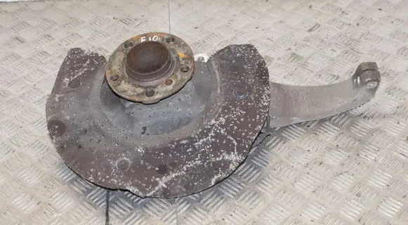 BMW 5 F10 F11 Front wheel hub
