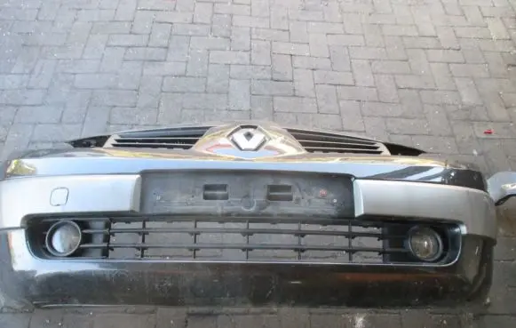 Renault Megane II Front bumper