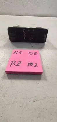 Mitsubishi Pajero Light relay MR740608