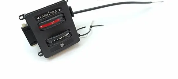 BMW 7 E23 Climate control unit 64111367609 64111367605
