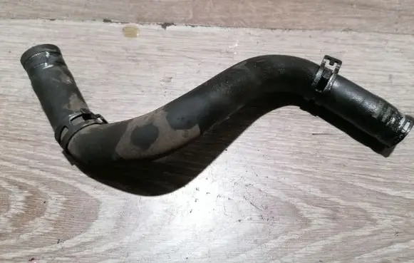 Volvo S40 Engine coolant pipe/hose