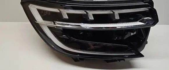 Renault Austral Headlight/headlamp 260103381R R147