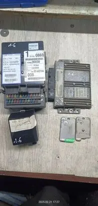 Renault Laguna II Engine ECU kit and lock set 8200045893