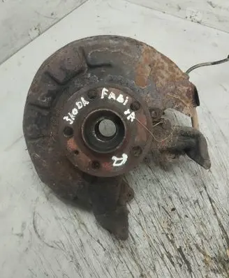 Skoda Fabia Mk1 (6Y) Front wheel hub spindle knuckle