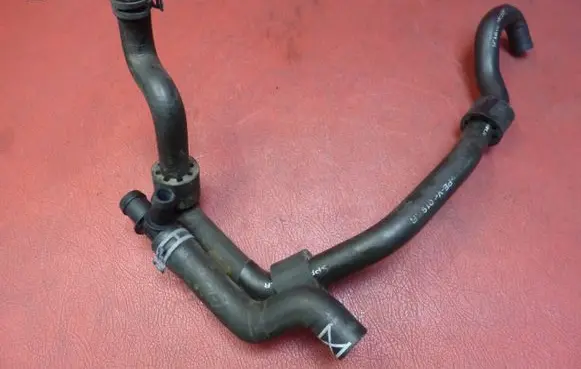 Seat Toledo IV (NH) Engine coolant pipe/hose