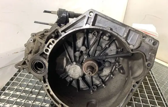 Renault Megane III Manual 5 speed gearbox TL4A060
