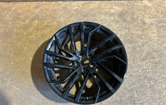 R20 alloy rim