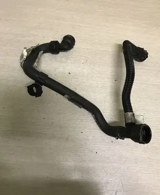Opel Insignia A Engine coolant pipe/hose 13220143DA