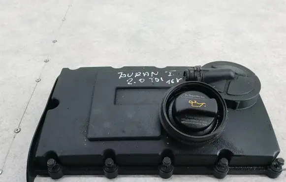 Volkswagen Touran I Rocker cam cover 03G103475