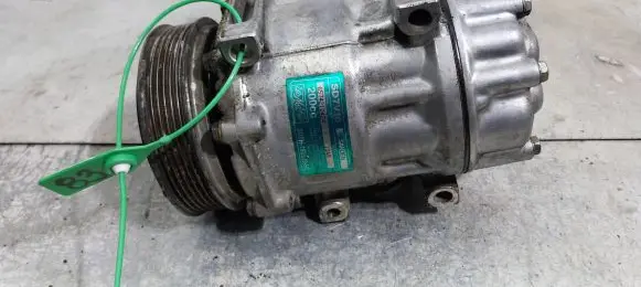 Ford C-MAX I Air conditioning (A/C) compressor (pump) 3M5H-19D629-HC
