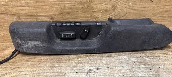 Volvo V70 Seat control switch 9174419