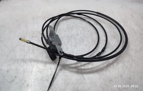 Mazda CX-5 Fuel tank opening switch 