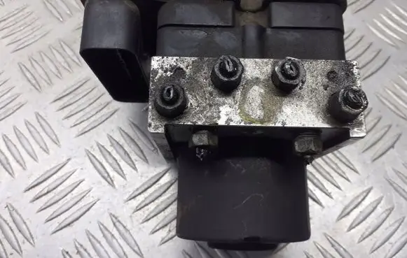 Ford C-MAX I ABS Pump 3M51-2M110-CA