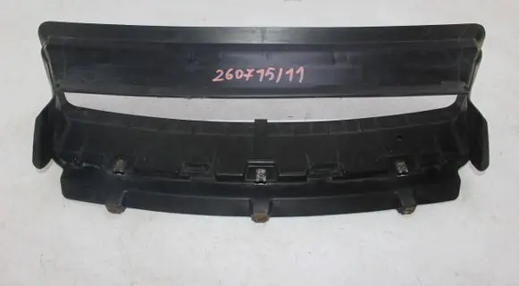 BMW 1 E81 E87 Air intake duct part 7117629