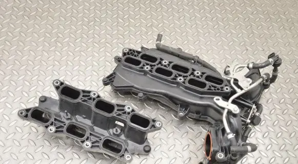 Infiniti Q50 Intake manifold 5CA0B