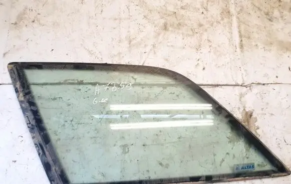 Audi A6 S6 C4 4A Rear side window